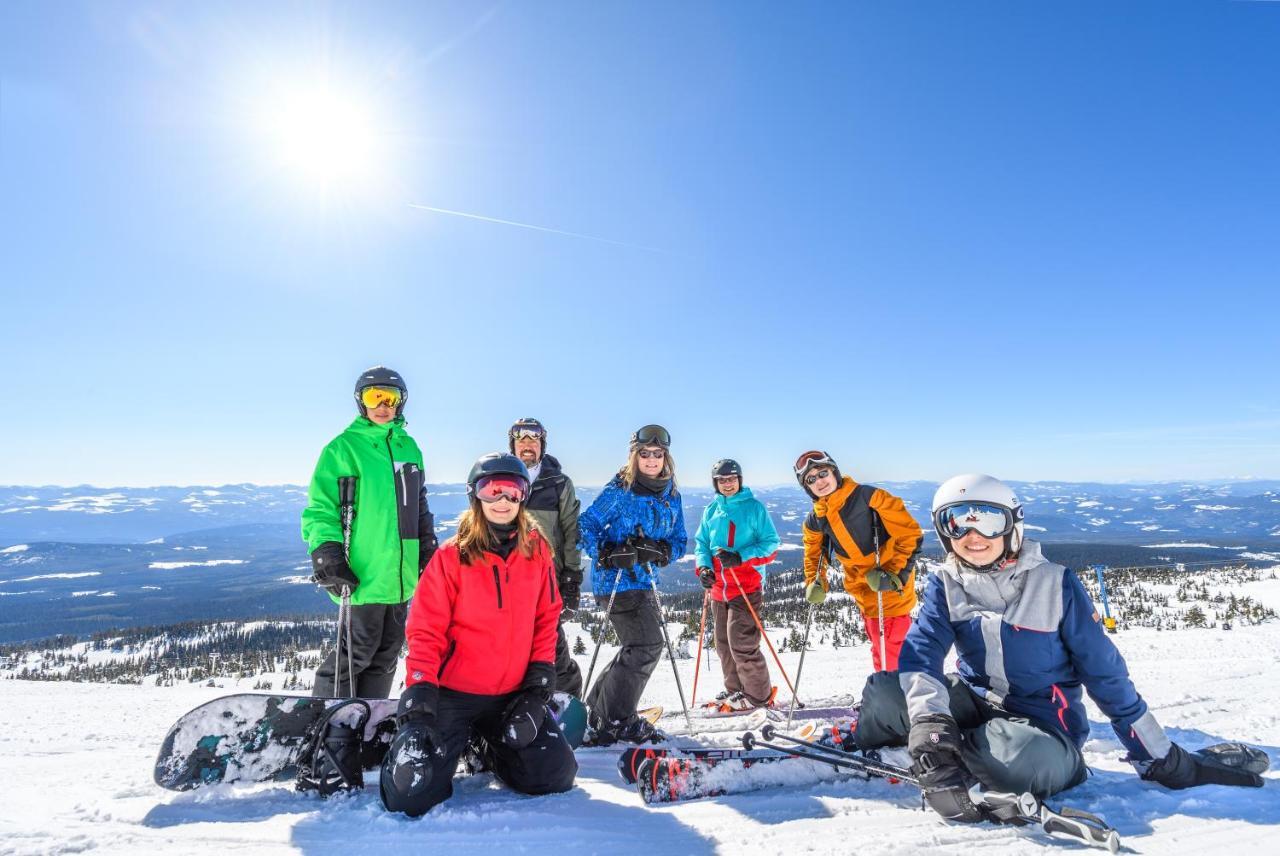 Chateau Big White Esterno foto