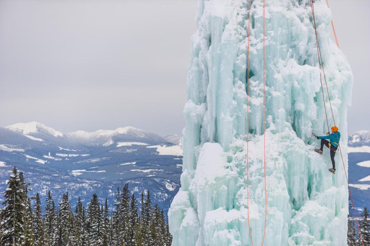 Chateau Big White Esterno foto